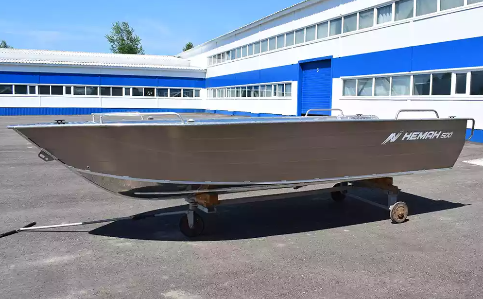 Алюминиевая лодка Неман-500 P в Сургуте