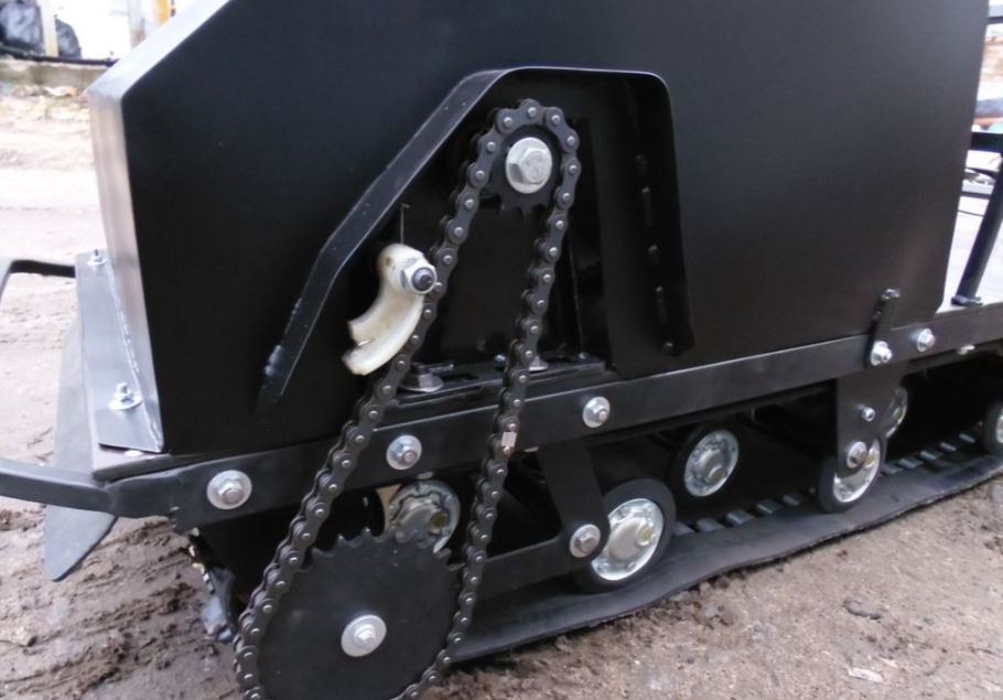 Мотобуксировщик AhtaR Зима 15 л/с с вариатором в Сургуте