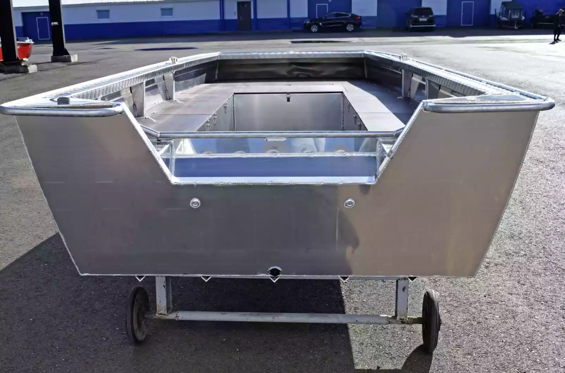 Алюминиевая лодка Wyatboat-490 Jonboat в Сургуте