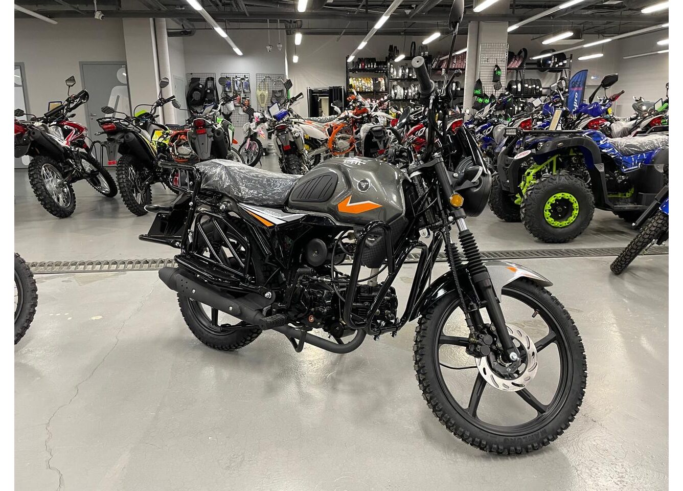 Мопед VMC NOVA 49сс (125сс) Led Full, дисковый тормоз, RKB RATO с баланс. валом, сигнализация в Сургуте