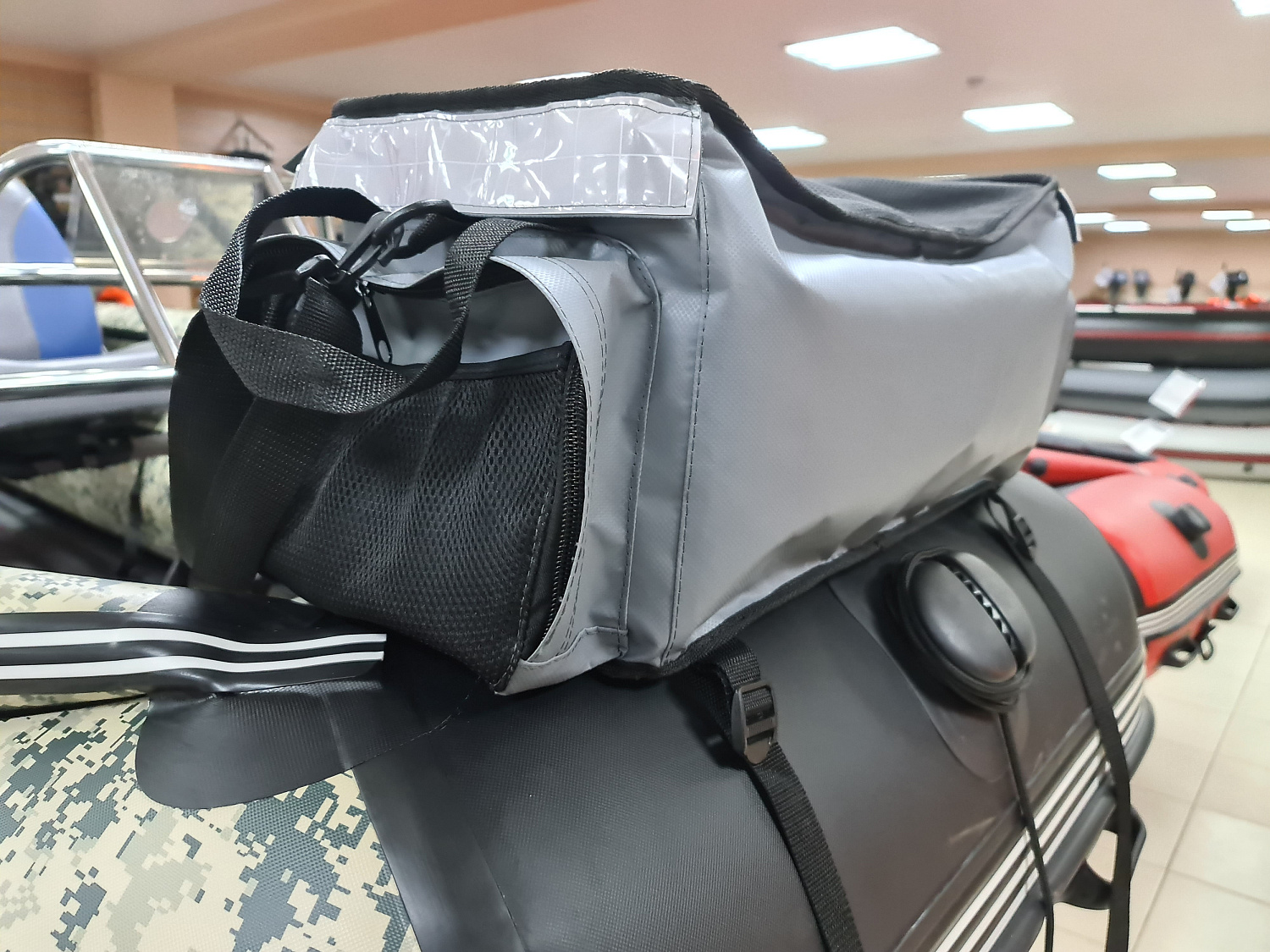 СУМКА ЛЮКС НА БАЛЛОН ДЛЯ ЛОДОК ПВХ 50Х25Х25 СМ в Сургуте