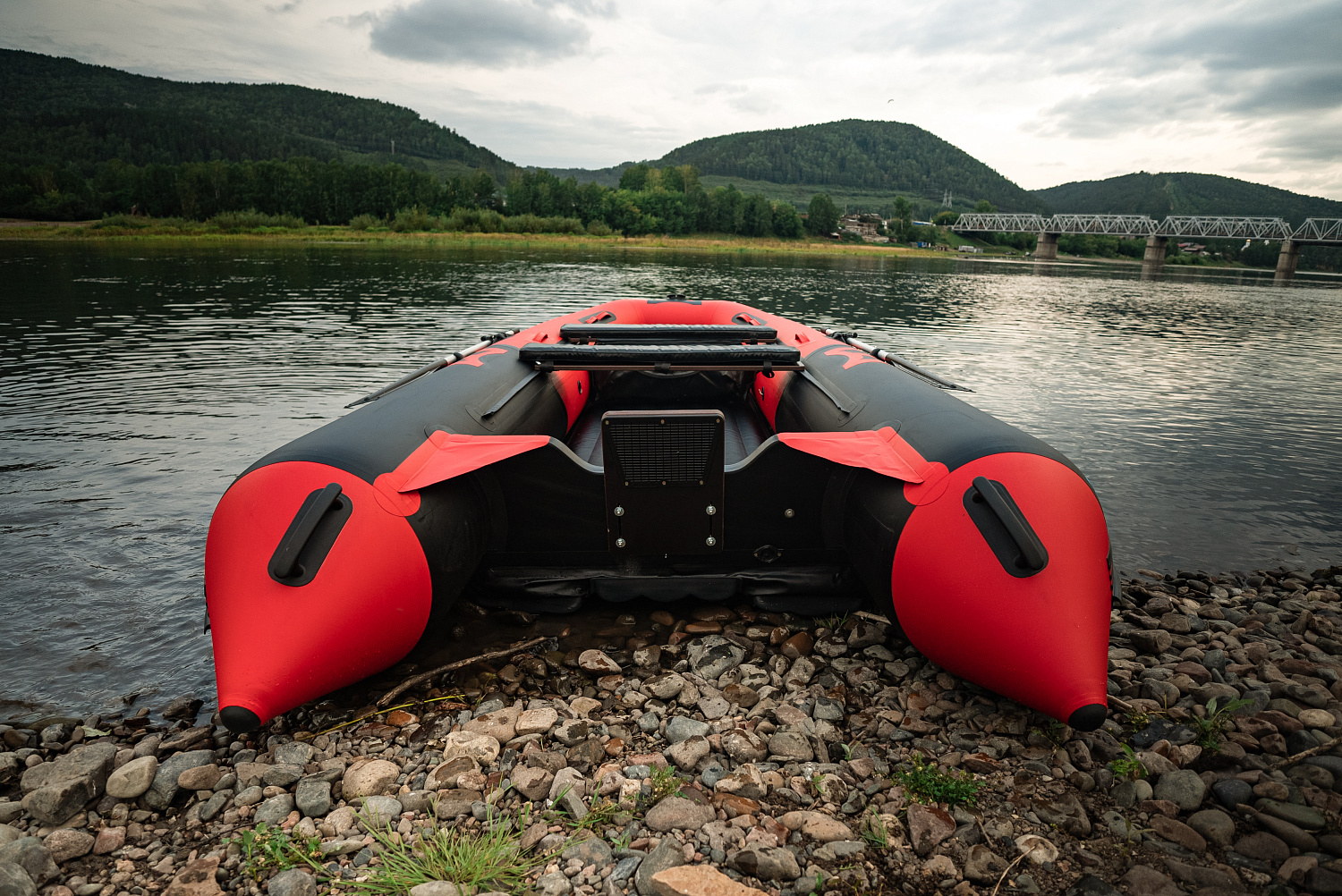 Лодка MISHIMO RIVER JET 390 под водомет в Сургуте