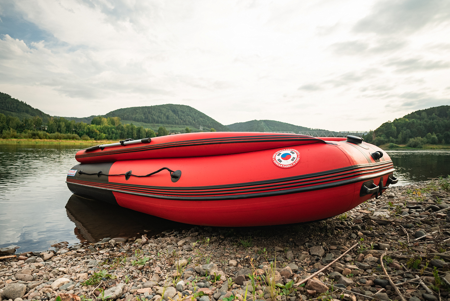 Лодка MISHIMO RIVER FJET PRO 430  под водомет в Сургуте