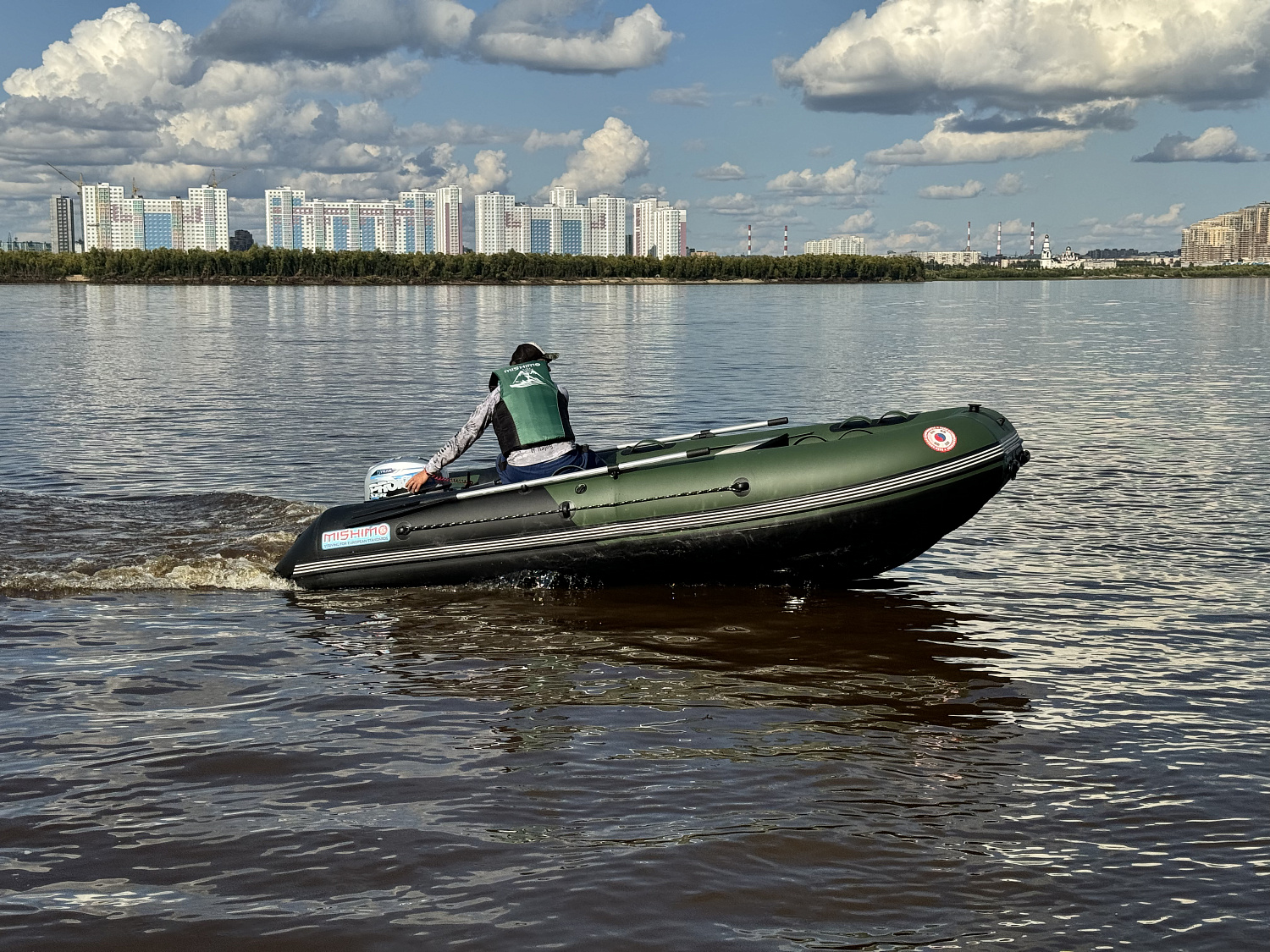 Лодка MISHIMO BIG FLOOR 400 в Сургуте