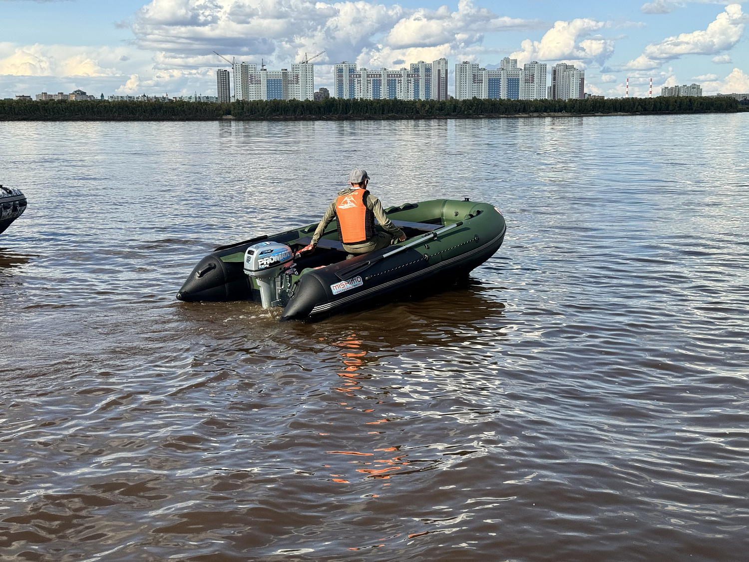 Лодка MISHIMO BIG FLOOR 380 в Сургуте